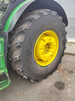 Traktor John Deere 6250R - 3