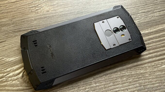 Odolný mobilní telefon Doogee S55 lite - 3