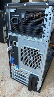NAS server, datové úložiště 3TB + 4TB + 240GB - 3