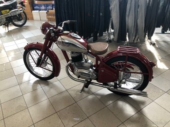 Jawa pérák - 3