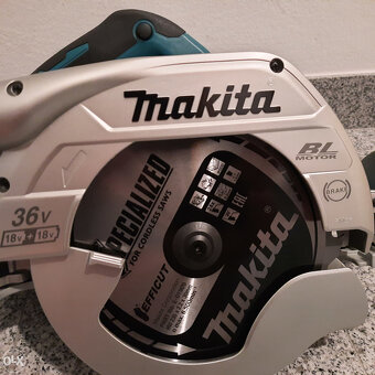 Nová Makita aku okružní pila DHS900ZU - 3