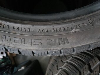 235/40R19 pneumatiky Nokian WR Snowproof - 3