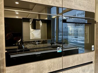 Nový kávovar SIEMENS STUDIO LINE s připoj. vody, jediný kus - 3