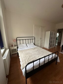 Manželská posteľ - 3