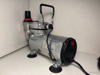 Modelářský kompresor Fengda - 3
