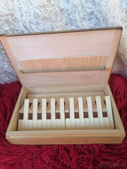 Stará krabička na cigarety - 3