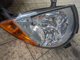 Přední světla Ford ka - 3