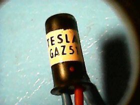 Germaniové + křemíkové diody TESLA a zahraniční - 3