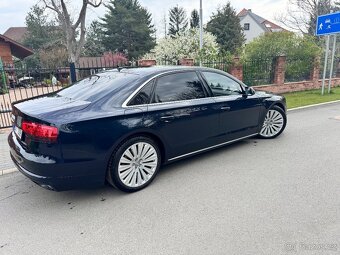 Audi A8Long verze 4,2 FSI - 3