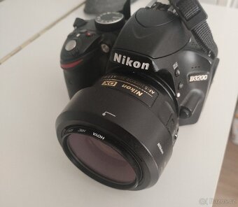 Nikon D3200 - 3