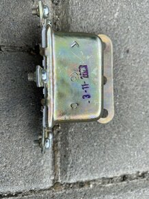 Volha Gaz 21, Gaz 24, startovací relé - 3