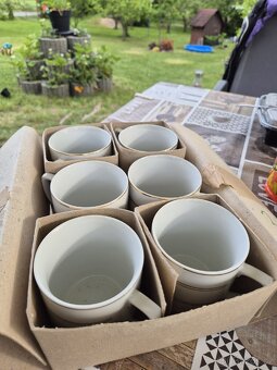 RETRO SADA HRNKŮ 6KS,KARLOVARSKÝ PORCELÁN, STARÁ ROLE - 3