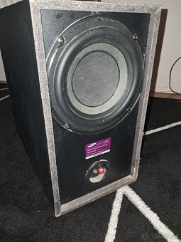 Samsung HT TZ222 domaci kino cist popis - 3