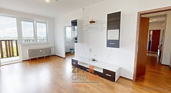 Prodej prosvětleného bytu 3+1 o rozloze 82 m2 s dvěma lodžie - 3