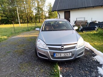 Prodám Opel Astra h,1,7 rv.2009,81kw, - 3