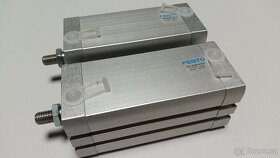 Pneumatické válce 2ks, ADN-40-80-A-P-A Samec G 1/8 Fes - 3