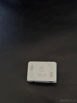 iPod Shuffle 2. generace s pamětí 2 GB. - 3
