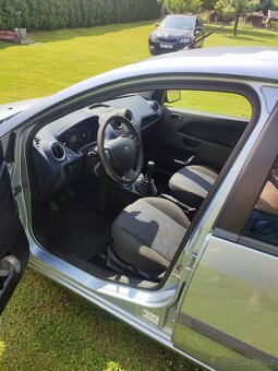 Prodám Ford Fiesta rv..2005, - 3