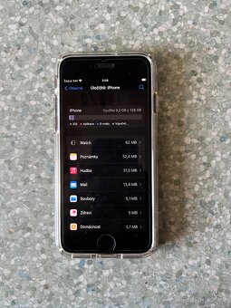 iPhone 7 128GB Černý - 3
