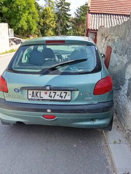 Peugeot - 3
