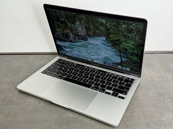 MacBook Pro 13'' 2020 / M1 / 16GB / 256GB SSD / Silver - 3