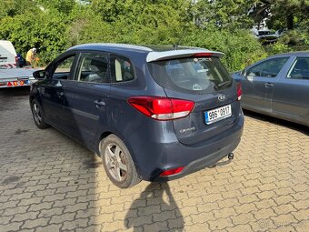 Kia Carens 1,6GDi 99KW, VADA MOTORU, MANUÁL, ČR, KLIMA - 3