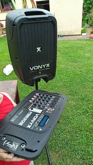 Prodám - Přenosná zvuková sada VONYX PSS302 10" - 3