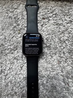 Apple Watch SE 44mm - 3