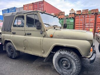 UAZ 469 uloženka z armádních zásob Praha 6 - 3
