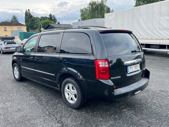 Dodge Grand Caravan SXT - 3