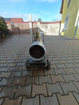 Naftové topidlo - 3