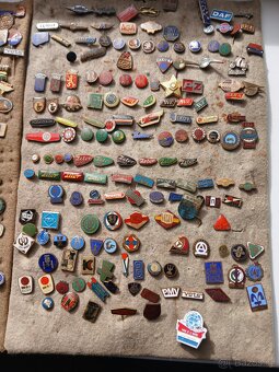 ODZNAKY CCA 300 KS - 3