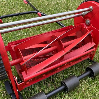 Sekačka na trávu - 3