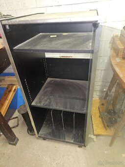 Hifi skříň - 3