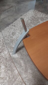 Skleněný konferenční stolek - 3