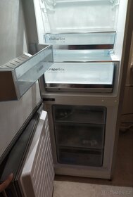 Chladnička s mrazničkou Bosch Serie 6 nerez - 3