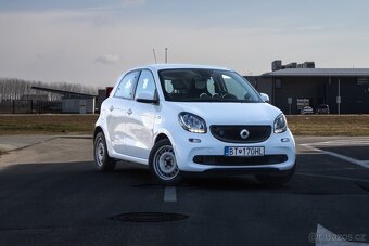 Smart EQ forfour Hatchback - 3