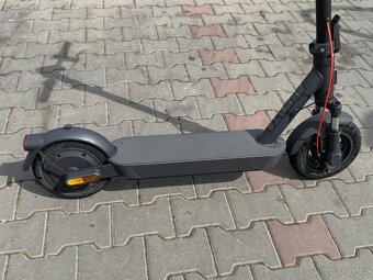 Prodám elektrokoloběžku Xiaomi Electric Scooter 5 EU - 3