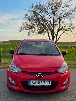 Hyundai i20 1.25 16V 62KW/84PS R.V.08/2012 - 3