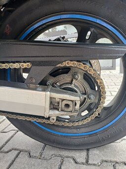 Suzuki DL 1000 v-strom - 3