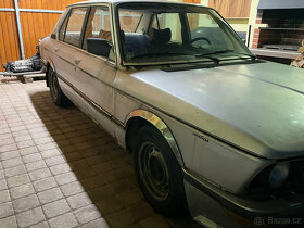 Bmw 5 E12. 525 nahradni dily s celeho vozu - 3