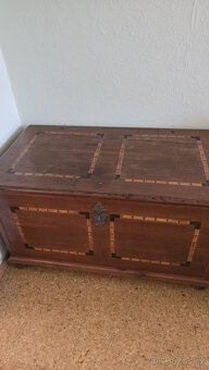 Starožitná truhla r. 1800 - 1850 s osvědčením. - 3