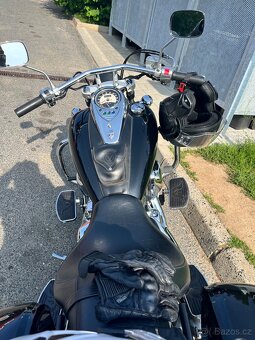 KAWASAKI VN 900 Custom - 3