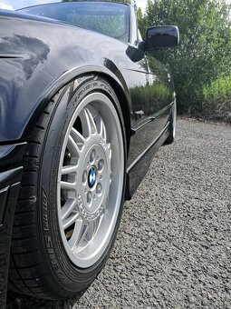 Styling 22, originál BMW kola - 3