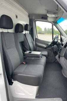 Pronájem plachtové dodávky – Chomutov | Mercedes Sprinter - 3