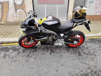 Aprilia RST 660 - 3