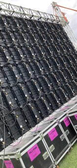 prodám LED obrazovku KVANT P6,6   3,2m x 1,92m - 3