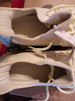 Boty Adidas Yeezy Boost 350 V2 "Butter" - 3
