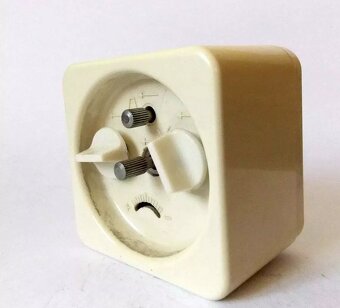 Starý budík prim z roku 1970. Funkční - 3