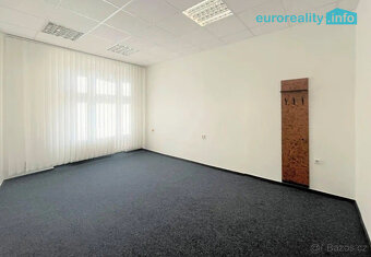 Pronájem, kancelář 35 m2, Mariánské Lázně, Karna - 3